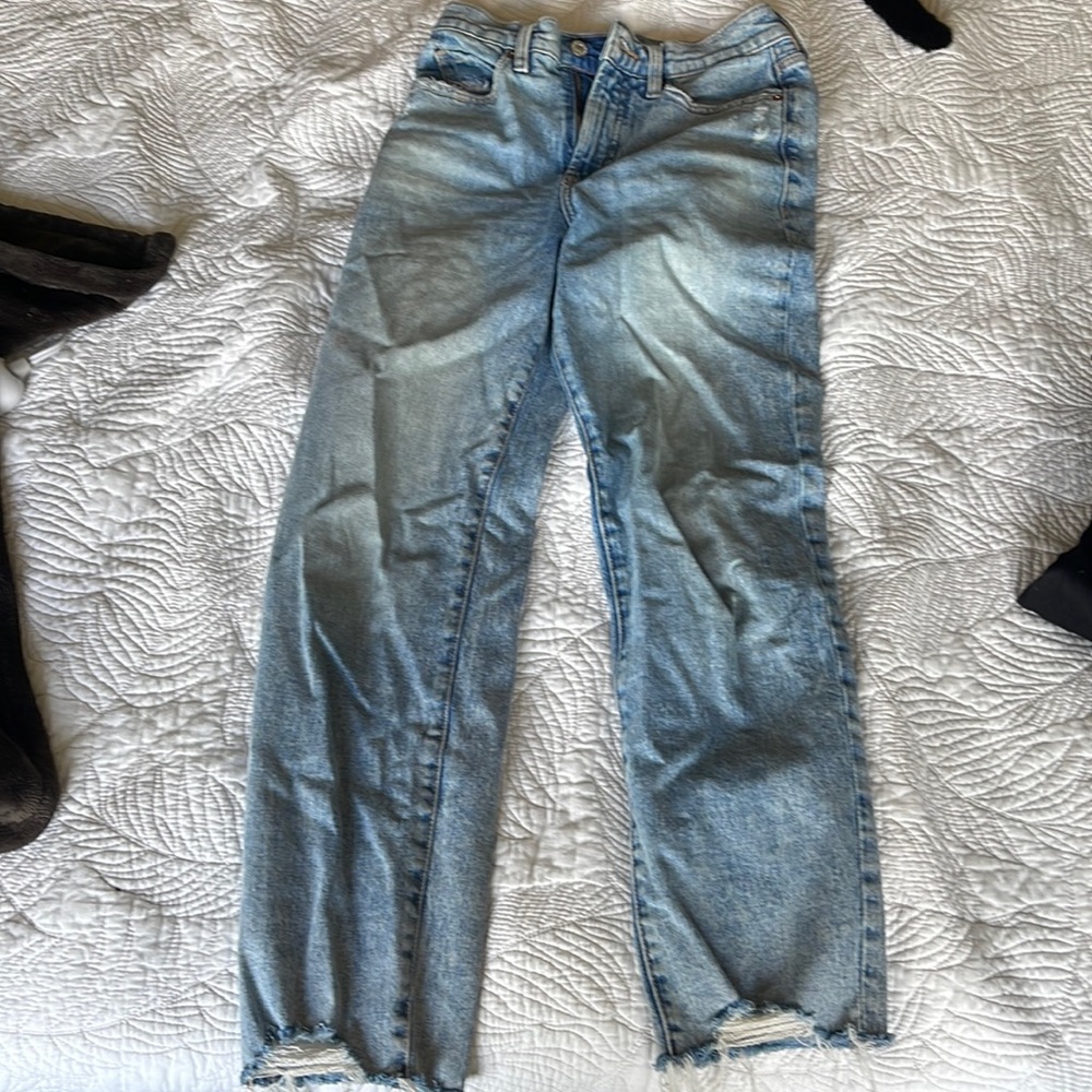 Old navy mid rise boyfriend jeans